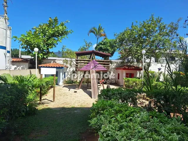 Apartamento com 60m² 2 quartos e 2 banheiros, à venda, no bairro Sapé em Ubatuba