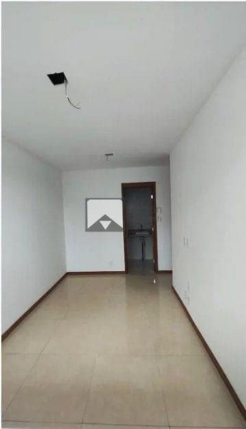Apartamento à venda com 2 quartos, 70m² - Foto 8