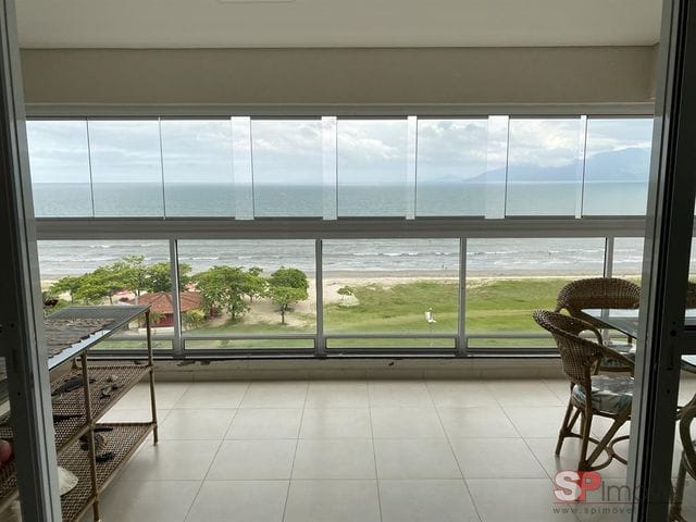 Apartamento com 117m² 3 quartos e 3 banheiros, à venda, no bairro Indaiá em Caraguatatuba