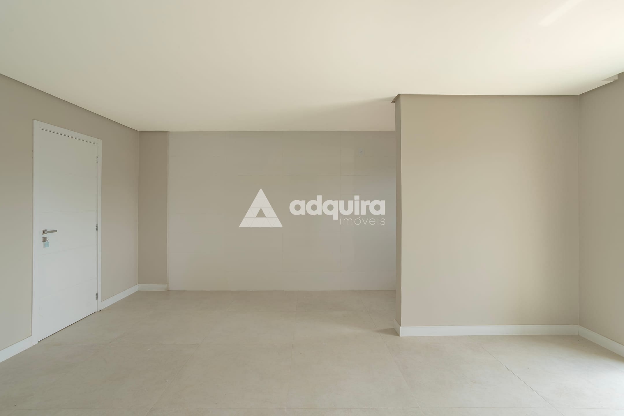 Apartamento à venda com 3 quartos, 111m² - Foto 4