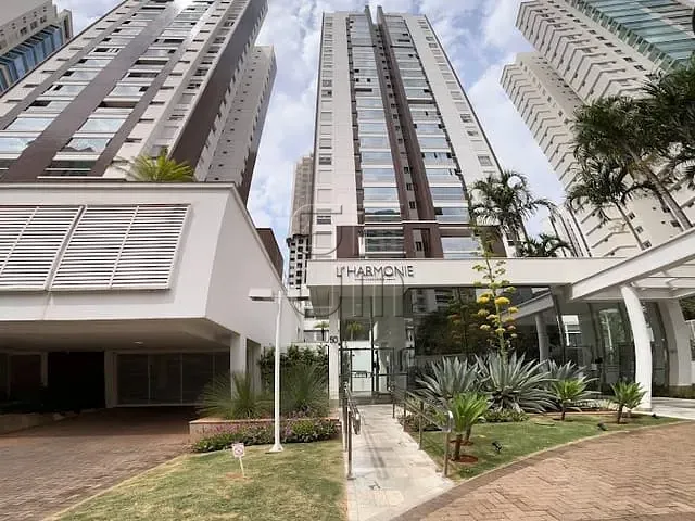 Apartamento com 206m² 3 quartos e 3 banheiros, à venda, no bairro Gleba Fazenda Palhano em Londrina