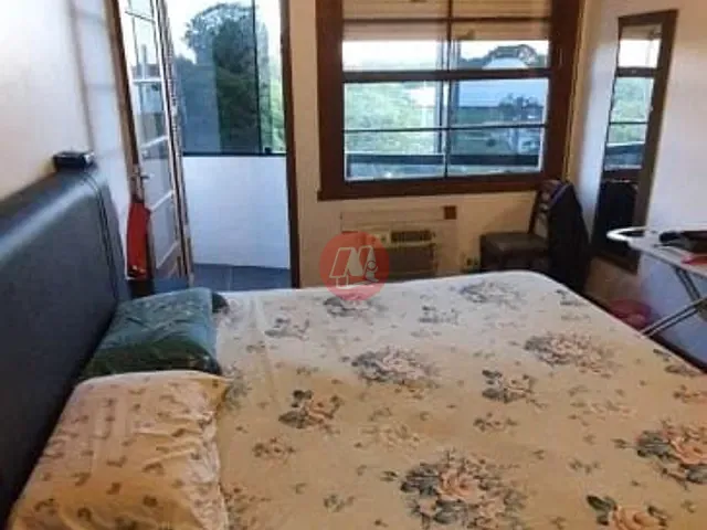 Apartamento com 130m² 3 quartos e 1 banheiro, à venda, no bairro Bom Fim em Porto Alegre