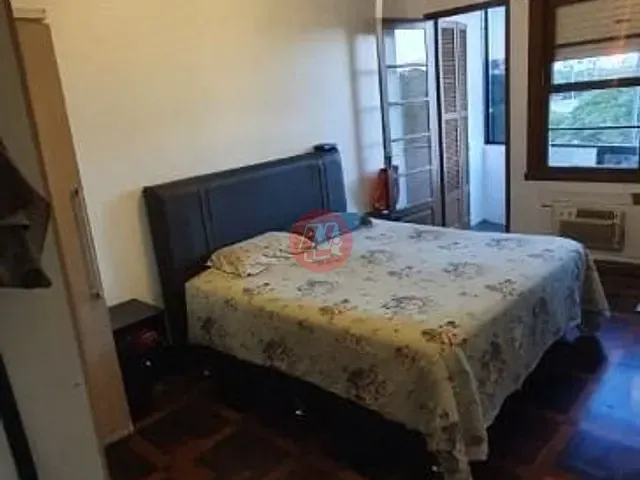 Apartamento com 130m² 3 quartos e 1 banheiro, à venda, no bairro Bom Fim em Porto Alegre