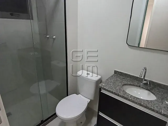 Apartamento 3 quartos e 2 banheiros, para alugar, no bairro Centro em Londrina