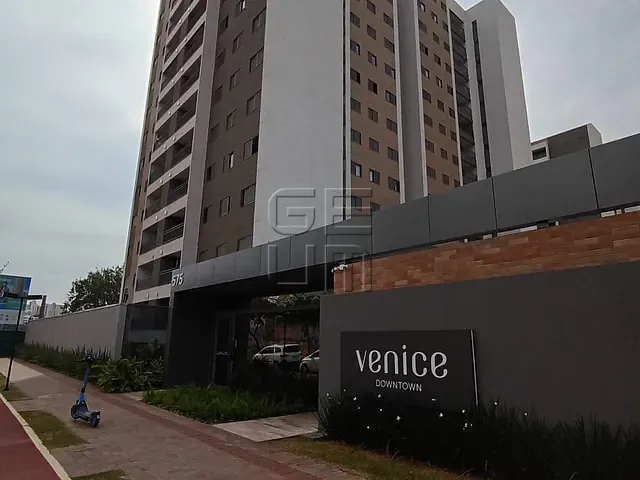 Apartamento 3 quartos e 2 banheiros, para alugar, no bairro Centro em Londrina