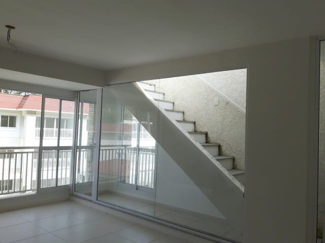 Apartamento 3 quartos e 1 banheiro, para alugar, no bairro Centro em Petrópolis