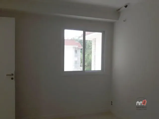Apartamento 3 quartos e 1 banheiro, para alugar, no bairro Centro em Petrópolis