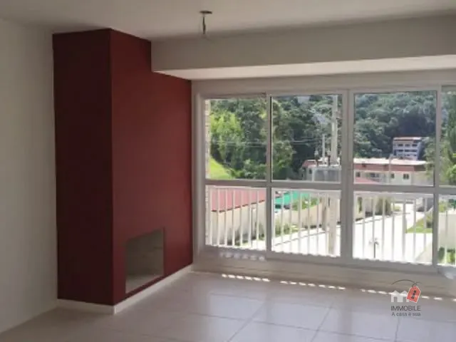 Apartamento 3 quartos e 1 banheiro, para alugar, no bairro Centro em Petrópolis