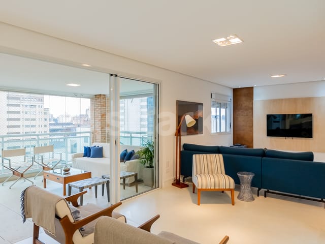 Apartamento 3 quartos e 4 banheiros, à venda ou para alugar, no bairro Itaim Bibi em São Paulo