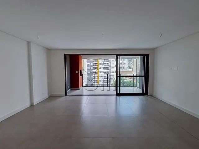 Apartamento com 213m² 3 quartos e 2 banheiros, à venda, no bairro Gleba Fazenda Palhano em Londrina