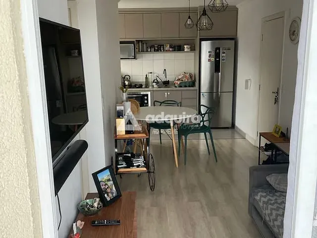 Apartamento com 65m² 3 quartos e 1 banheiro, à venda, no bairro Uvaranas em Ponta Grossa