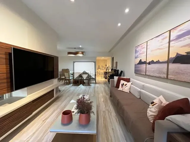 Apartamento com 340m² 4 quartos e 2 banheiros, à venda, no bairro Icaraí em Niterói
