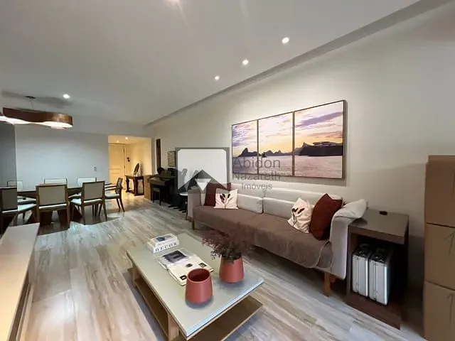 Apartamento com 340m² 4 quartos e 2 banheiros, à venda, no bairro Icaraí em Niterói