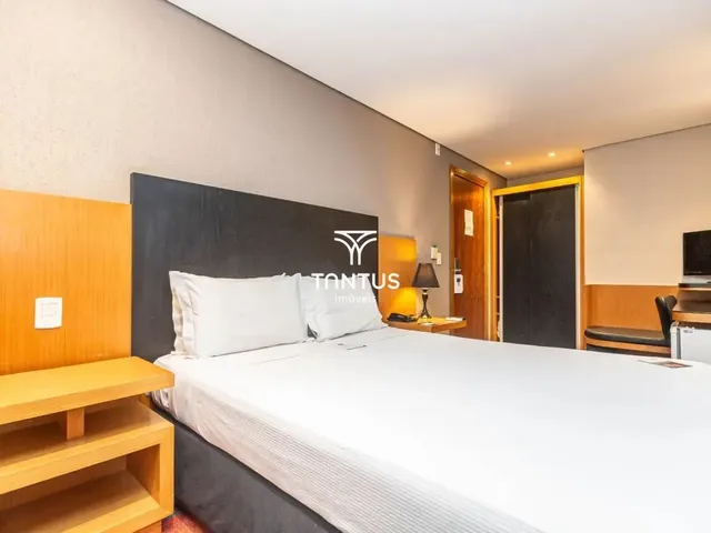 Apartamento 1 quarto e 1 banheiro, à venda, no bairro Batel em Curitiba