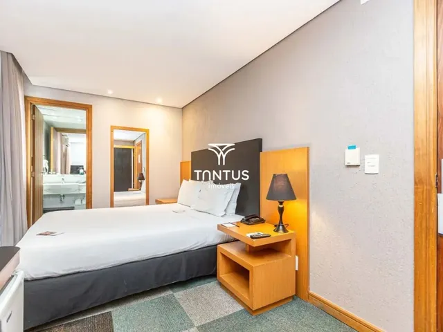 Apartamento 1 quarto e 1 banheiro, à venda, no bairro Batel em Curitiba