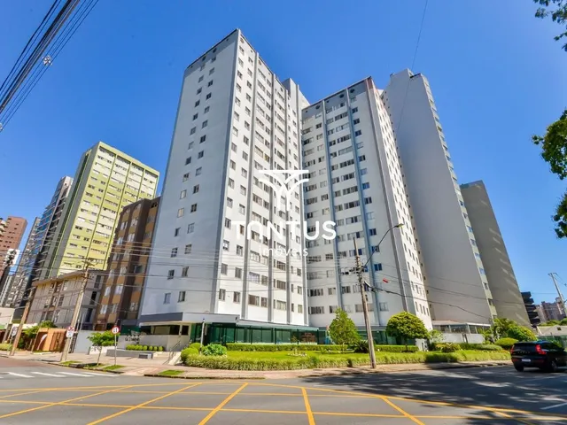 Apartamento 3 quartos e 1 banheiro, à venda, no bairro Água Verde em Curitiba