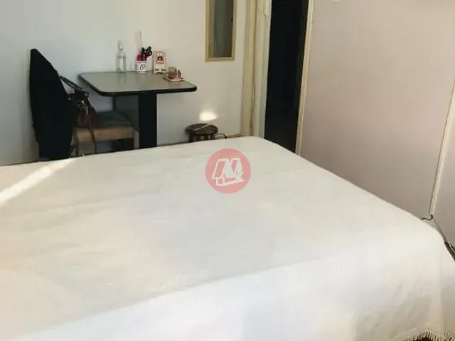 Apartamento com 126m² 3 quartos e 1 banheiro, à venda, no bairro São Sebastião em Porto Alegre