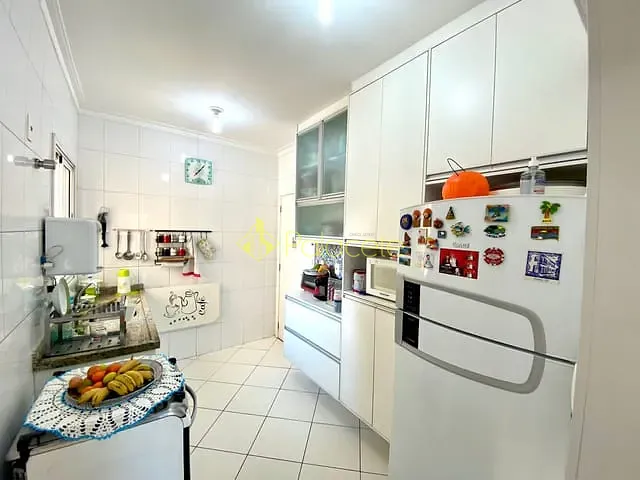 Apartamento 3 quartos e 2 banheiros, à venda, no bairro Vila Jaboticabeira em Taubaté