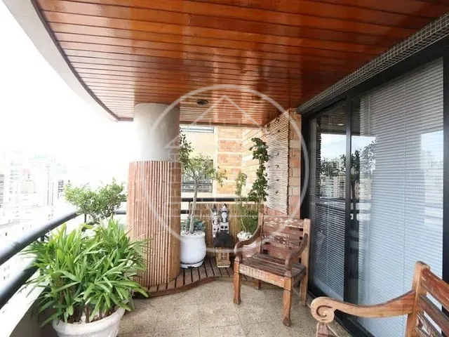 Apartamento 4 quartos e 4 banheiros, à venda, no bairro Moema em São Paulo