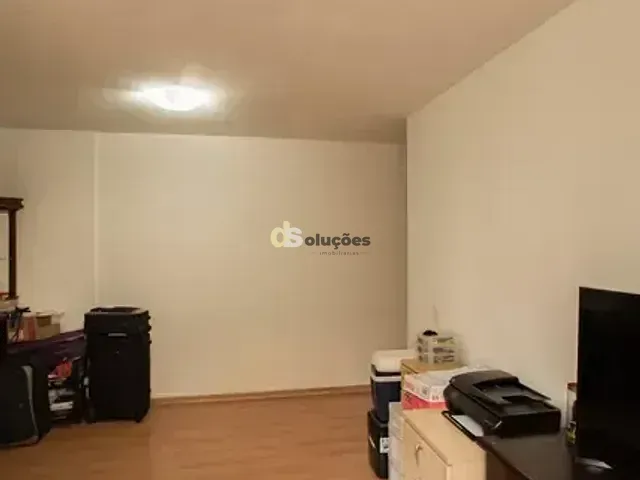Apartamento 2 quartos e 1 banheiro, à venda, no bairro Saúde em São Paulo