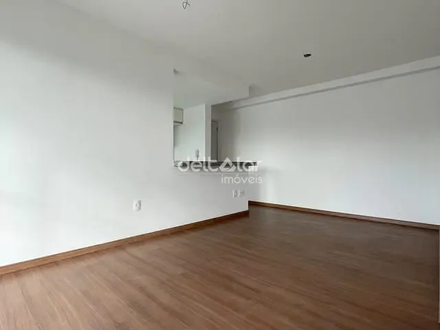 Apartamento com 90m² 3 quartos e 2 banheiros, para alugar, no bairro Floramar em Belo Horizonte