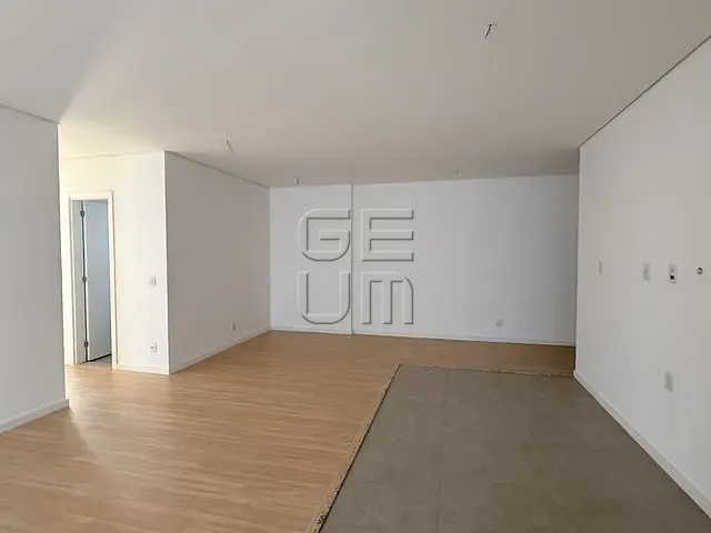 Apartamento 3 quartos e 2 banheiros, à venda, no bairro Terra Bonita em Londrina