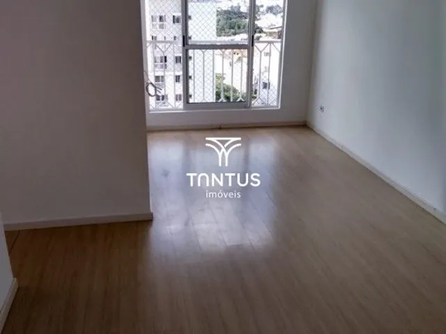 Apartamento 3 quartos e 2 banheiros, à venda, no bairro Tingui em Curitiba