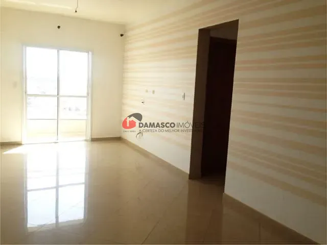 Apartamento 2 quartos e 1 banheiro, para alugar, no bairro Olímpico em São Caetano do Sul