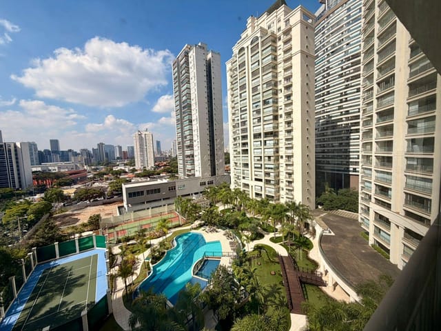 Apartamento 3 quartos e 5 banheiros, para alugar, no bairro Brooklin em São Paulo