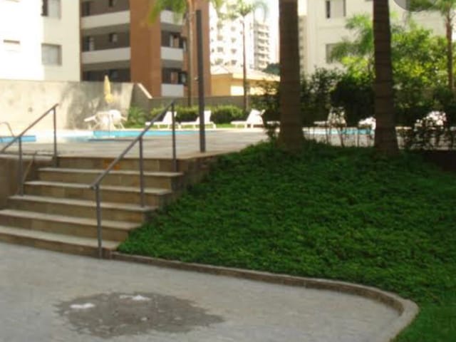 Apartamento com 140m² 3 quartos e 2 banheiros, à venda, no bairro Moema em São Paulo