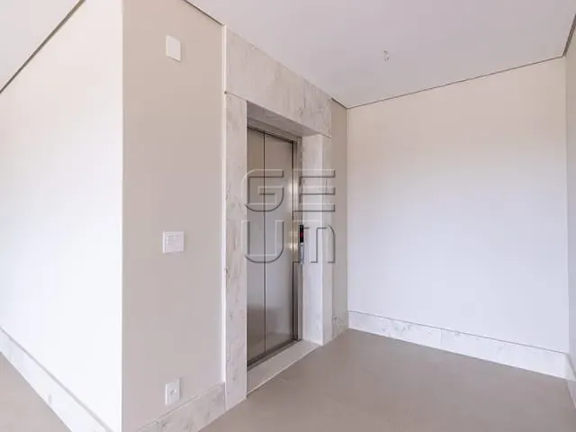 Apartamento com 873m² 4 quartos e 6 banheiros, à venda, no bairro Bela Suiça em Londrina