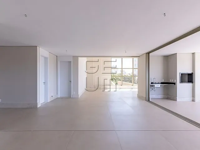 Apartamento com 873m² 4 quartos e 6 banheiros, à venda, no bairro Bela Suiça em Londrina