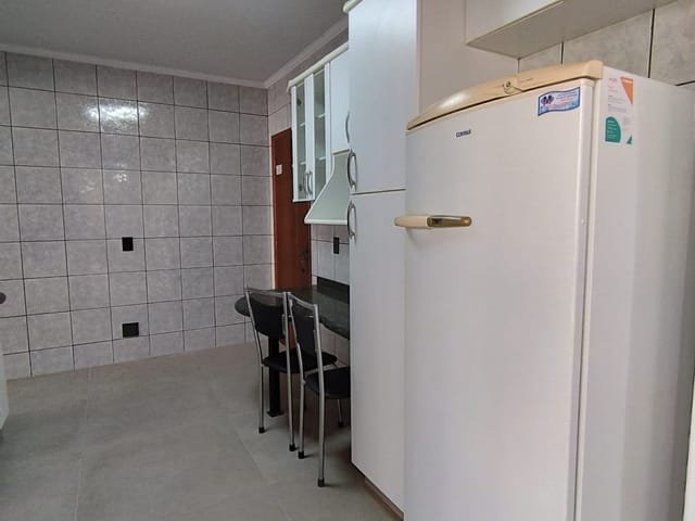 Foto do Apartamento - Apartamento para locacão Residencial Ypacarai reformado ,2 dormitorios com suite ,garagem , proximo a prefeitura -   Vila Fujita, Londrina | Guepardo Imob