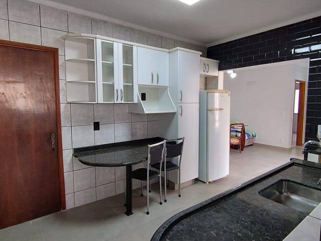 Foto do Apartamento - Apartamento para locacão Residencial Ypacarai reformado ,2 dormitorios com suite ,garagem , proximo a prefeitura -   Vila Fujita, Londrina | Guepardo Imob