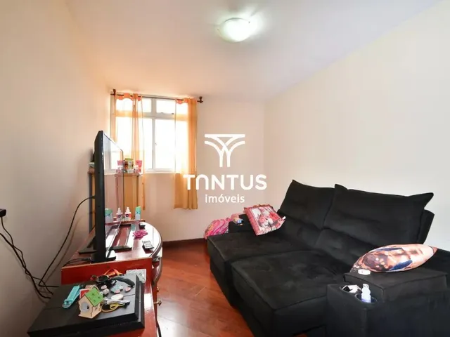 Apartamento 2 quartos e 1 banheiro, à venda, no bairro Agua Verde em Curitiba