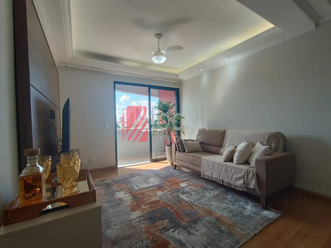 Apartamento com 3 quartos para aluguel, 85m² — foto 1 de 22