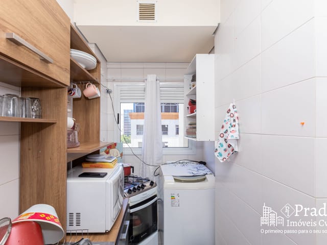 Apartamento 2 quartos e 1 banheiro, à venda, no bairro Centro em Curitiba