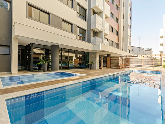 Apartamento 3 quartos e 2 banheiros, à venda, no bairro Santo Inácio em Curitiba