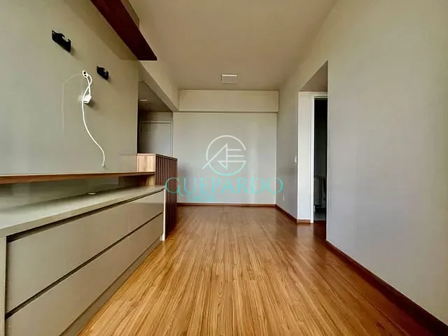 Apartamento com 84m² 2 quartos e 1 banheiro, à venda, no bairro Gleba Fazenda Palhano em Londrina