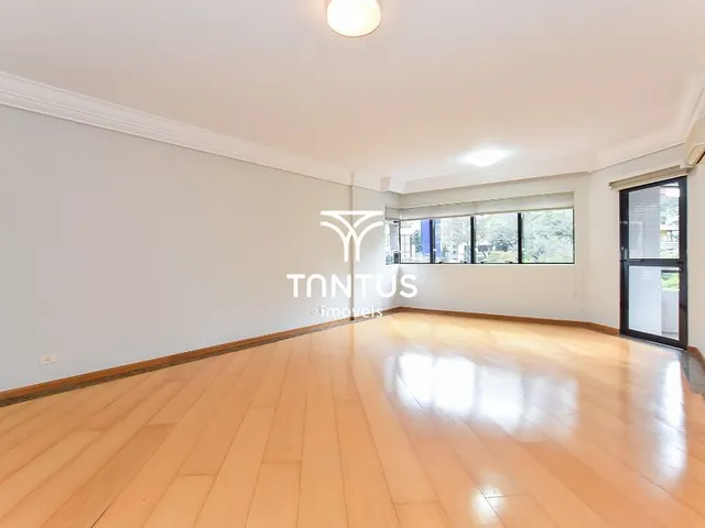 Apartamento 4 quartos e 5 banheiros, para alugar, no bairro Batel em Curitiba