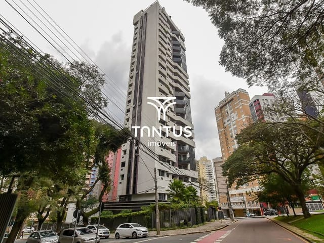 Apartamento 4 quartos e 5 banheiros, para alugar, no bairro Batel em Curitiba