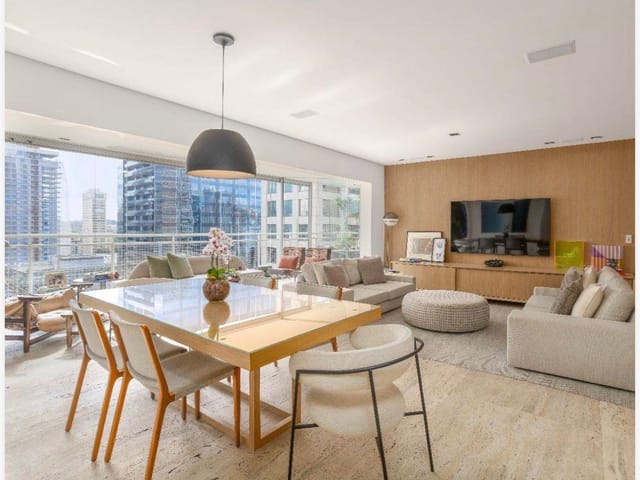 Apartamento com 169m² 3 quartos e 4 banheiros, à venda, no bairro Itaim Bibi em São Paulo