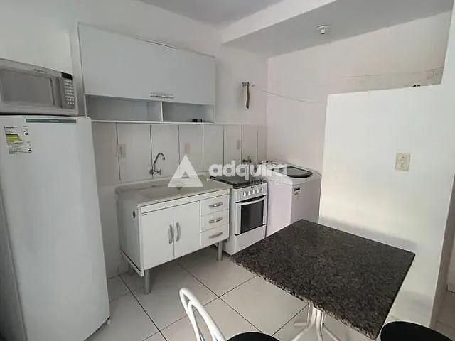 Apartamento 1 quarto e 1 banheiro, à venda, no bairro Uvaranas em Ponta Grossa