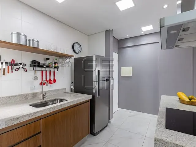 Apartamento com 112m² 3 quartos e 2 banheiros, à venda, no bairro Vila Penteriche em Londrina