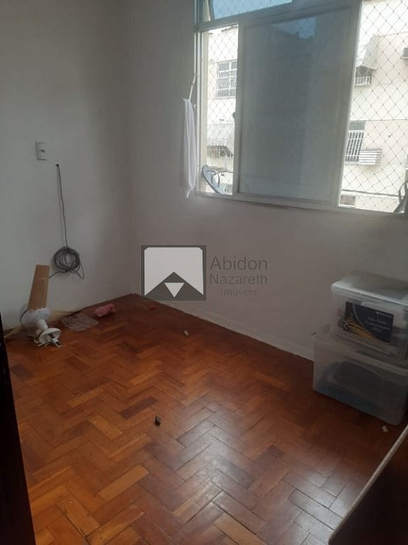 Apartamento à venda com 2 quartos, 60m² - Foto 3