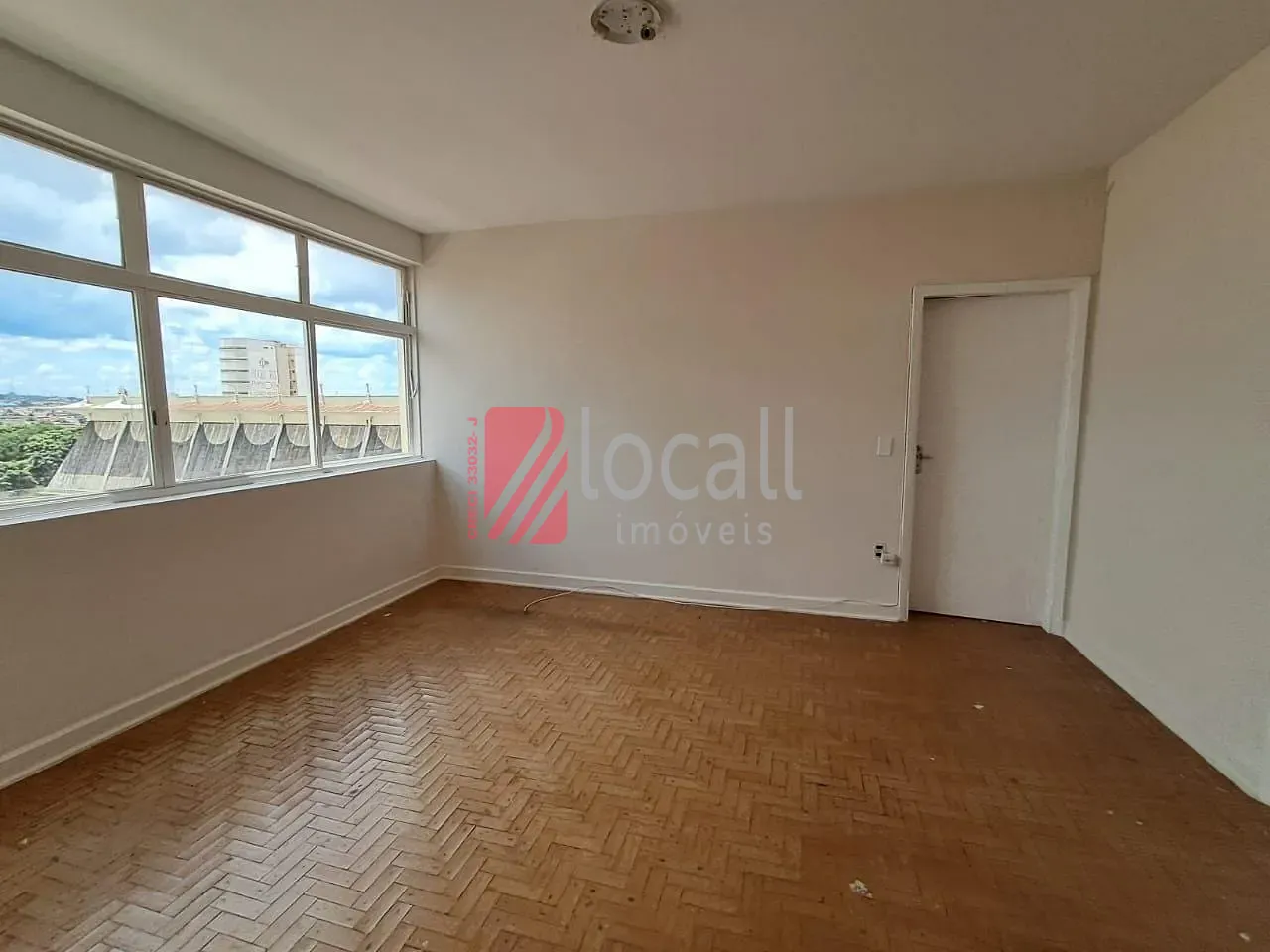 Apartamento com 2 quartos à venda, 70m² — foto 1 de 13