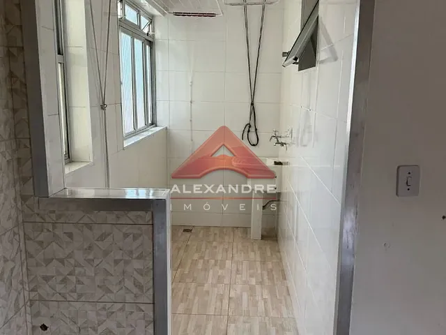 Apartamento com 80m² 3 quartos e 2 banheiros, à venda, no bairro Vila Industrial em São José dos Campos