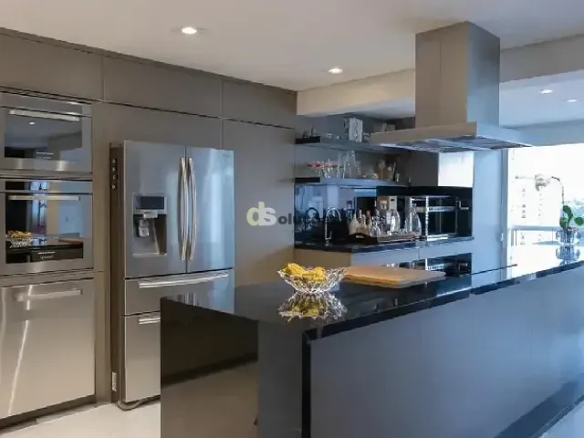 Apartamento 3 quartos e 4 banheiros, à venda, no bairro Aclimação em São Paulo