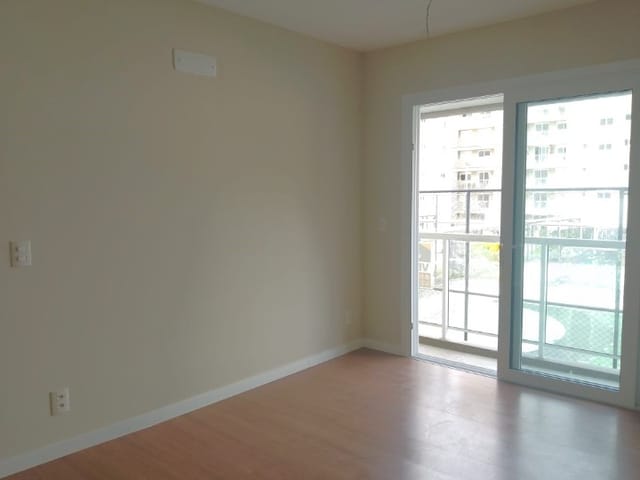 Foto do Apartamento - Apartamento à venda, Viver Quartier, Três Vendas, Pelotas/RS. 57,16 m², 2 dormitórios, 1 banheiro, 1 vaga, condomínio com lazer completo e portaria 24h | UP Imóveis
