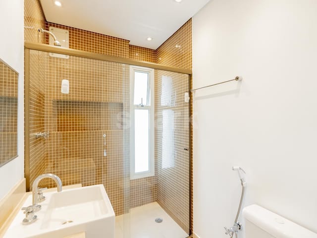Apartamento com 169m² 2 quartos e 4 banheiros, para alugar, no bairro Itaim Bibi em São Paulo